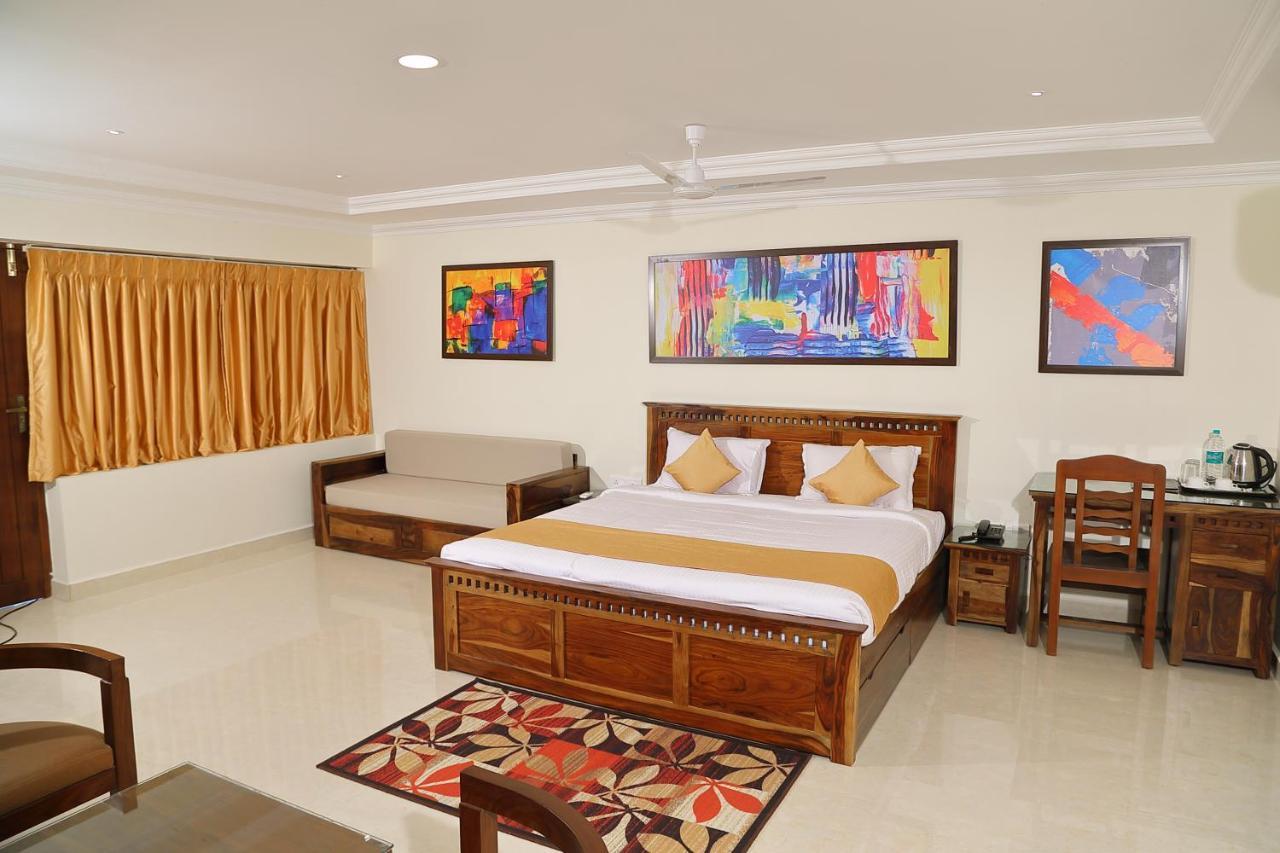 Celebrity Resort Chennai Tambaram Exterior photo