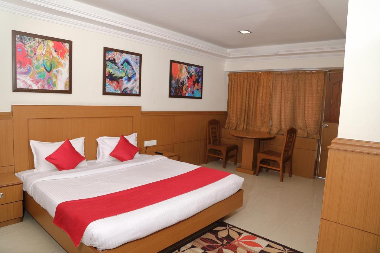Celebrity Resort Chennai Tambaram Exterior photo